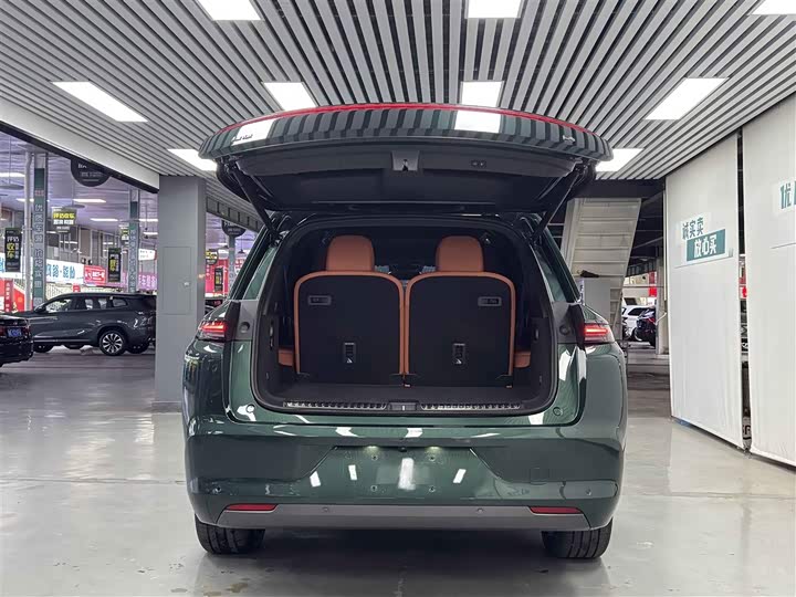 Фото 20 - LiXiang L8