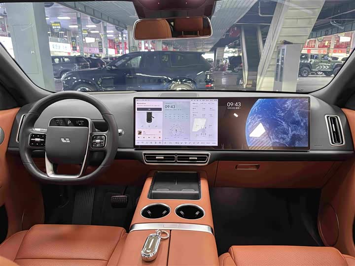 Фото 8 - LiXiang L8