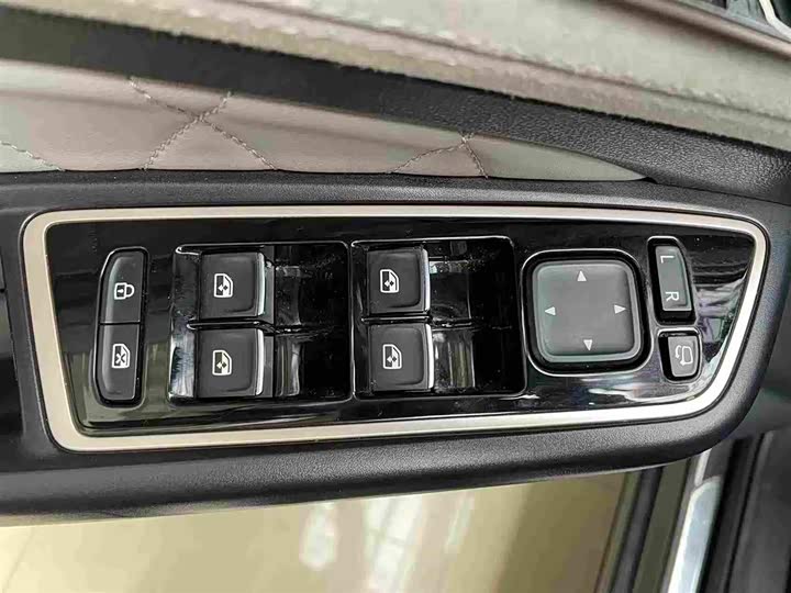 Фото 16 - Jetta VS7