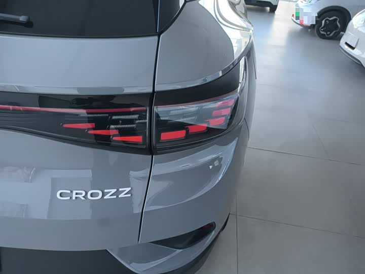 Фото 8 - Volkswagen ID.4 Crozz