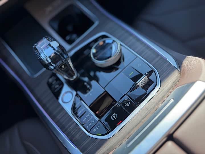 Фото 12 - BMW X5