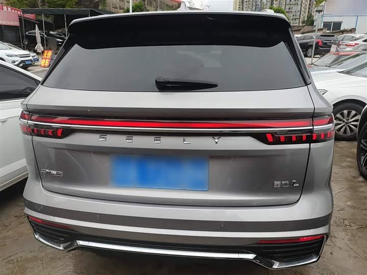 Фото 6 - Geely Monjaro