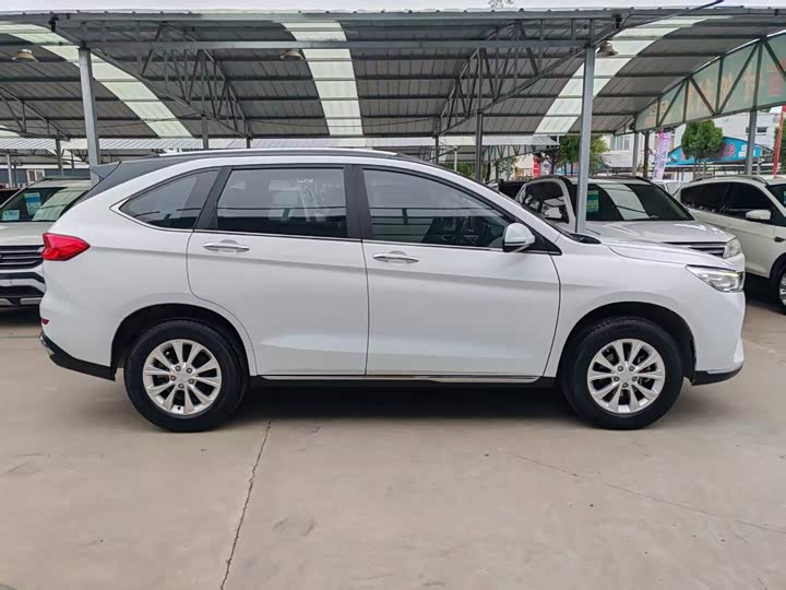 Фото 8 - Haval M6