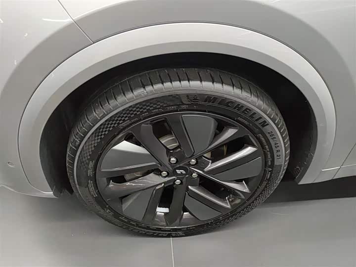 Фото 5 - LiXiang L7