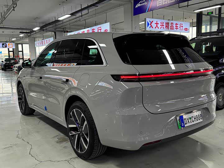 Фото 6 - LiXiang L6