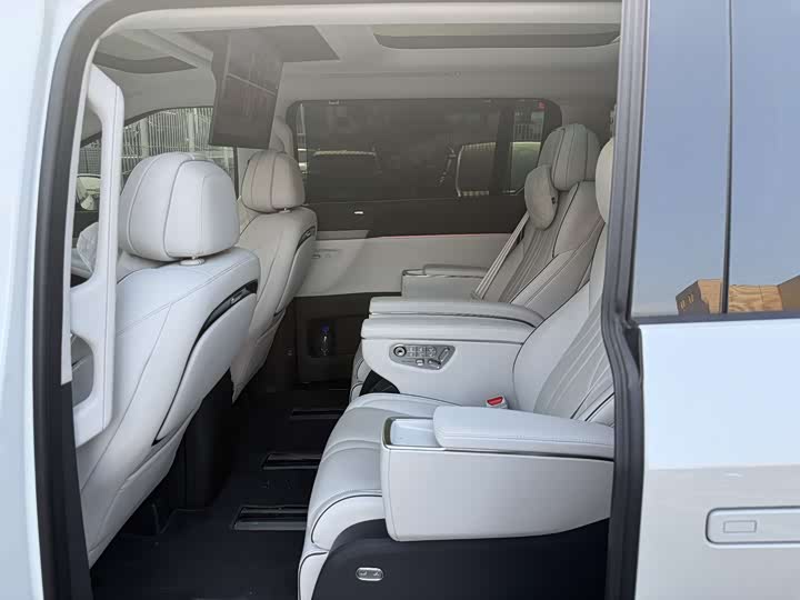 Фото 5 - XPeng X9