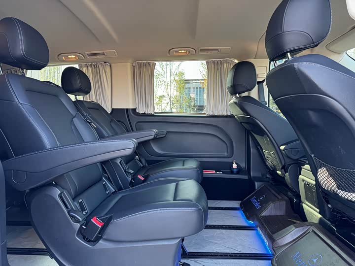 Фото 6 - Mercedes-Benz Vito