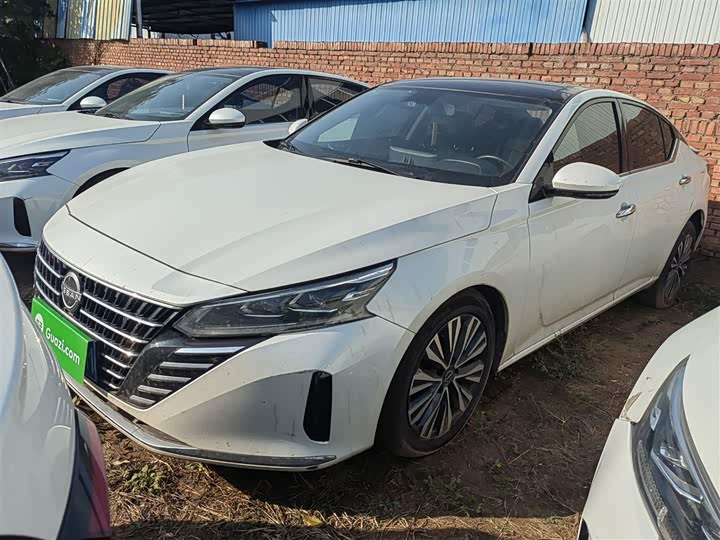 Фото 2 - Nissan Teana