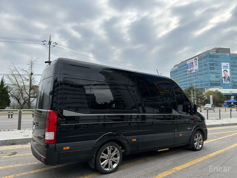 Фото 3 - Hyundai Solati