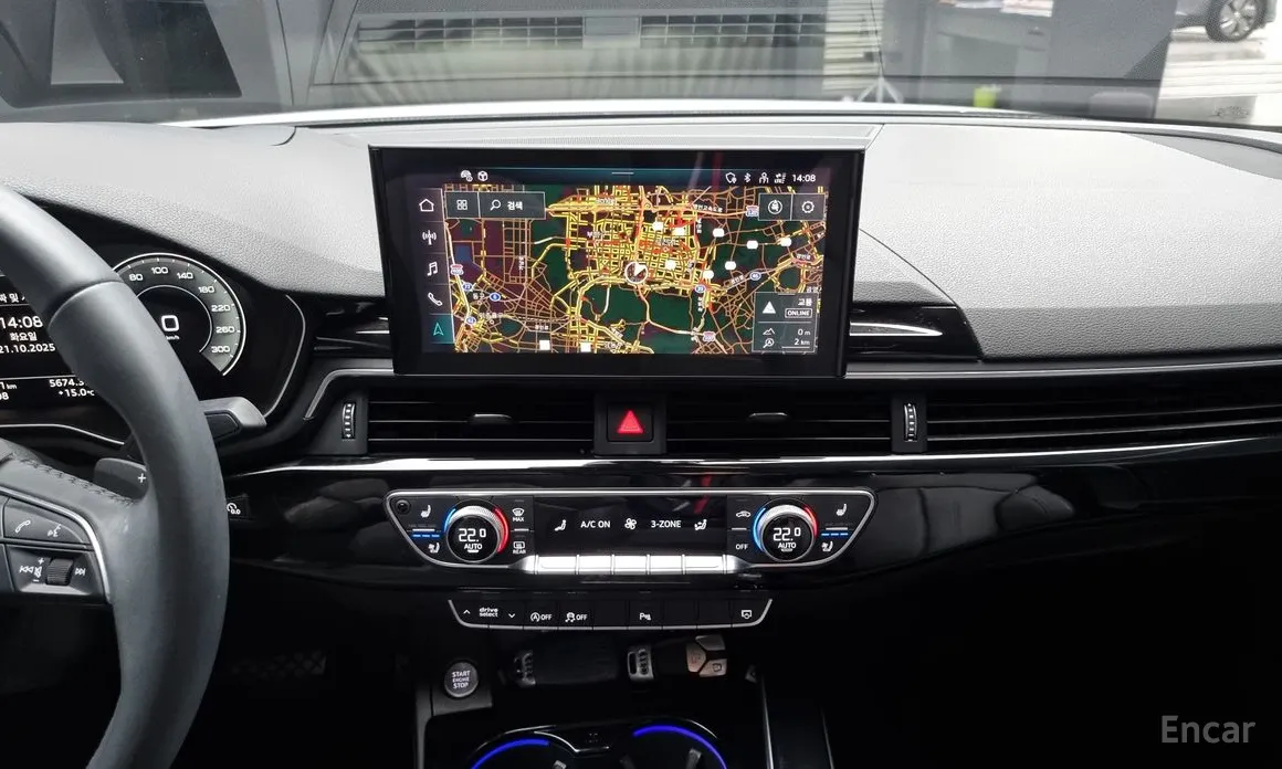 Фото 14 - Audi A4