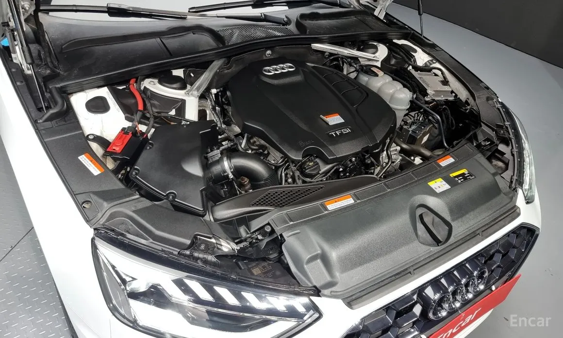 Фото 6 - Audi A4