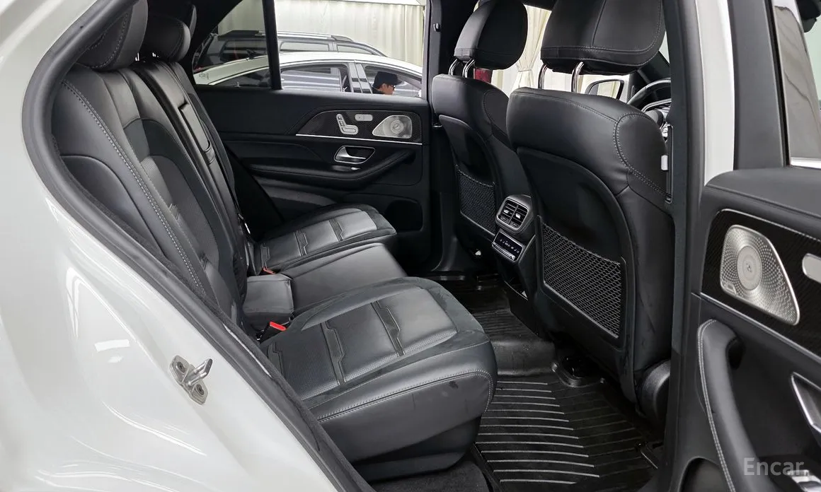 Фото 12 - Mercedes-Benz GLE-Class