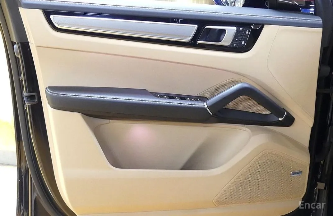 Фото 15 - Porsche Cayenne