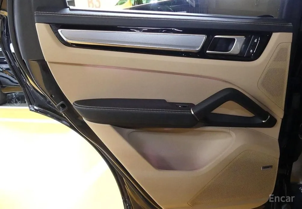 Фото 16 - Porsche Cayenne