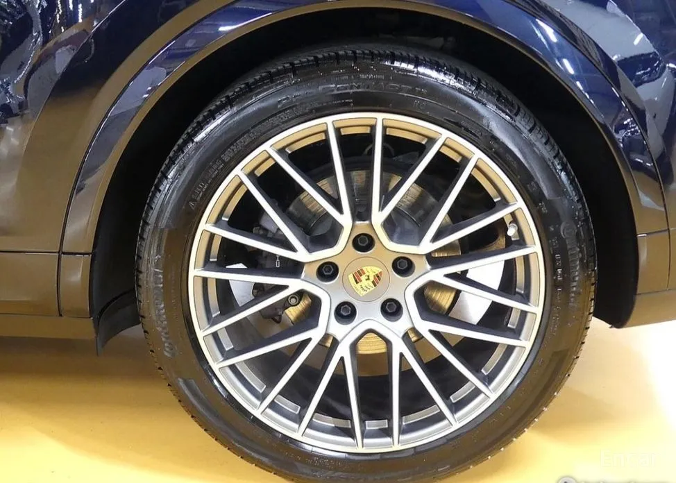 Фото 9 - Porsche Cayenne