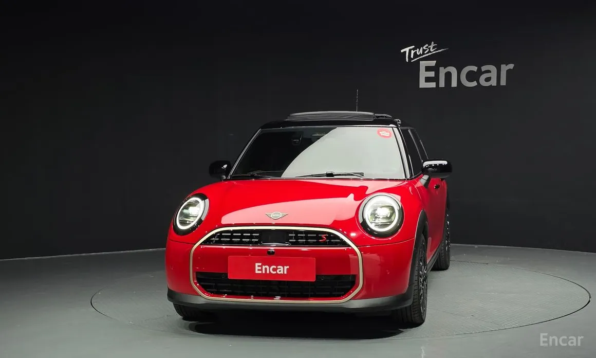 Фото 3 - Mini Cooper