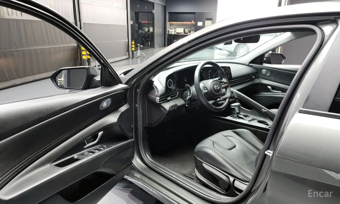 Фото 10 - Hyundai Avante