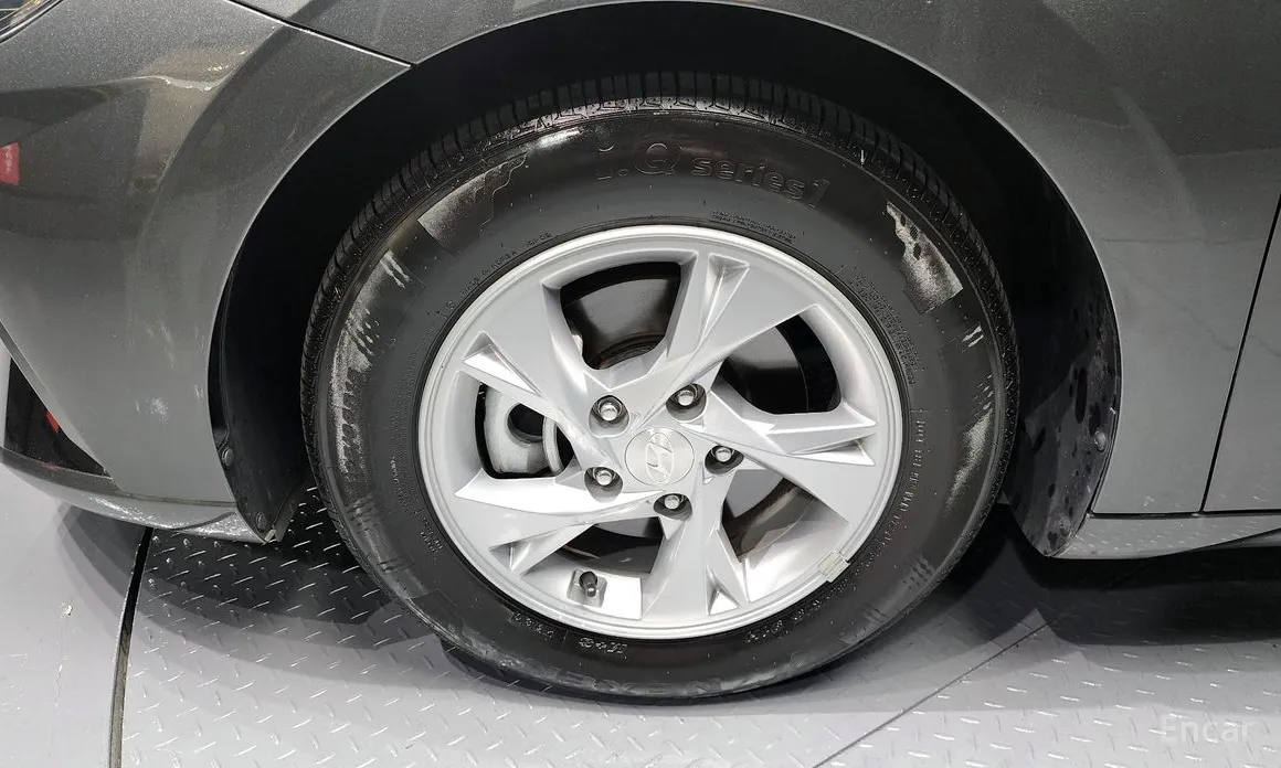 Фото 5 - Hyundai Avante