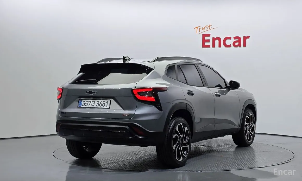 Фото 2 - Chevrolet Trax