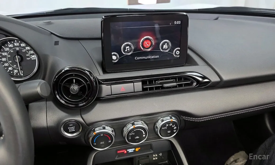 Фото 13 - Mazda MX-5 Miata