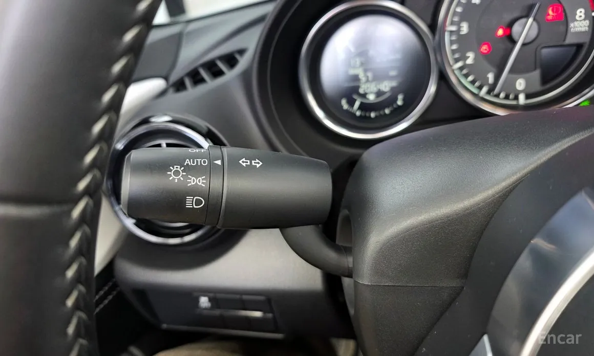 Фото 18 - Mazda MX-5 Miata