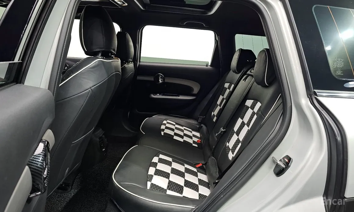 Фото 12 - Mini Clubman