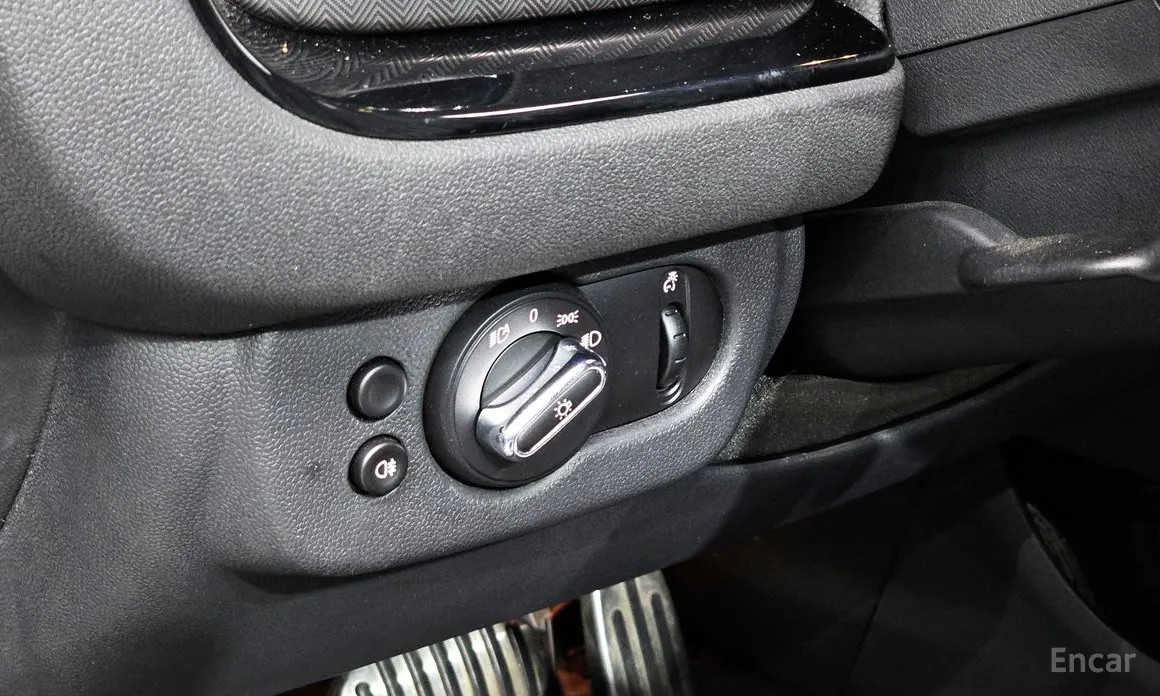 Фото 14 - Mini Clubman