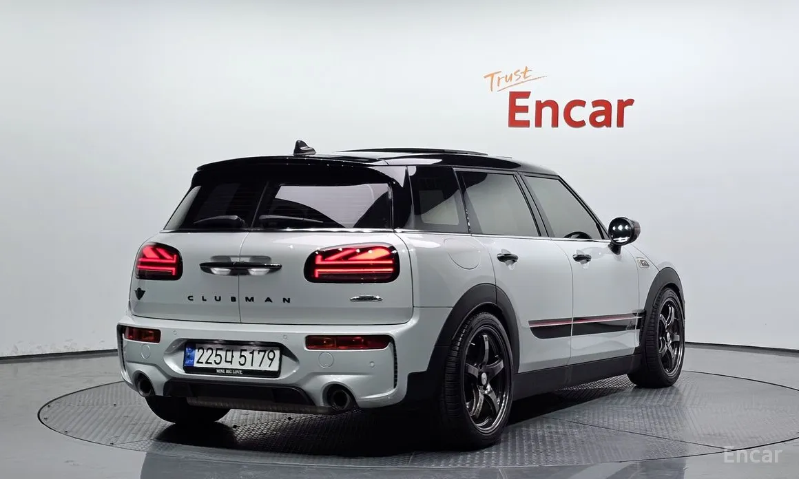 Фото 2 - Mini Clubman