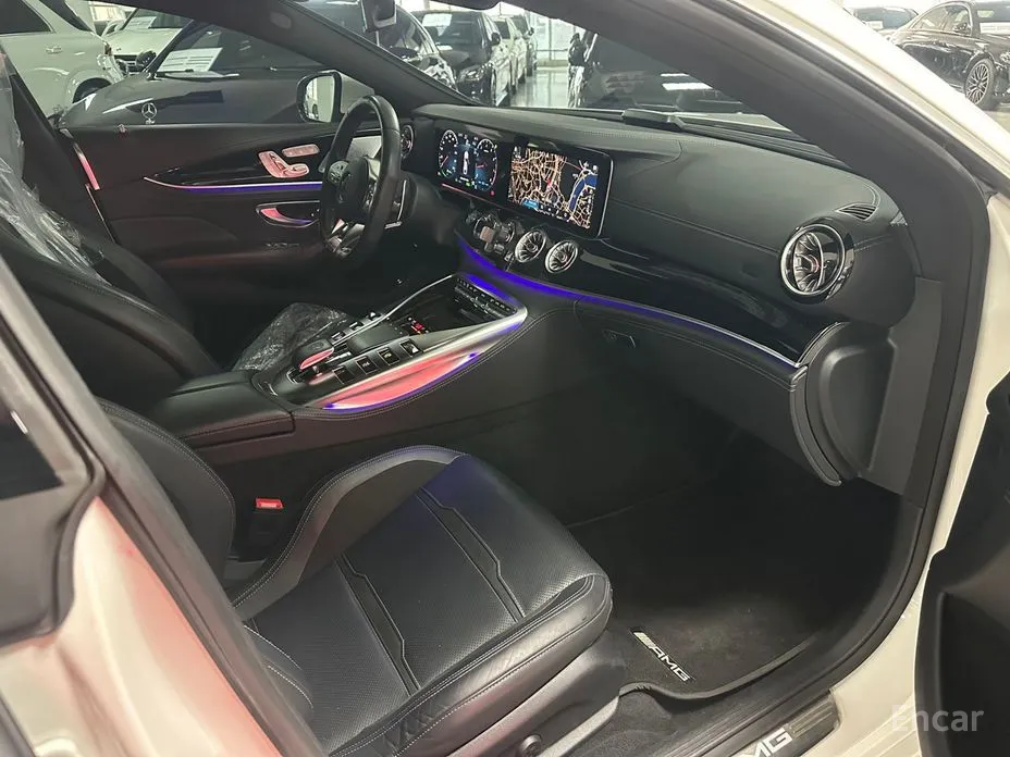 Фото 10 - Mercedes-Benz AMG GT