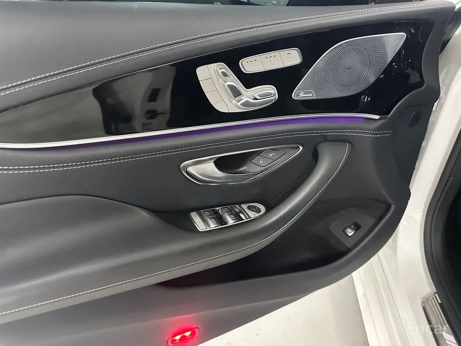 Фото 15 - Mercedes-Benz AMG GT