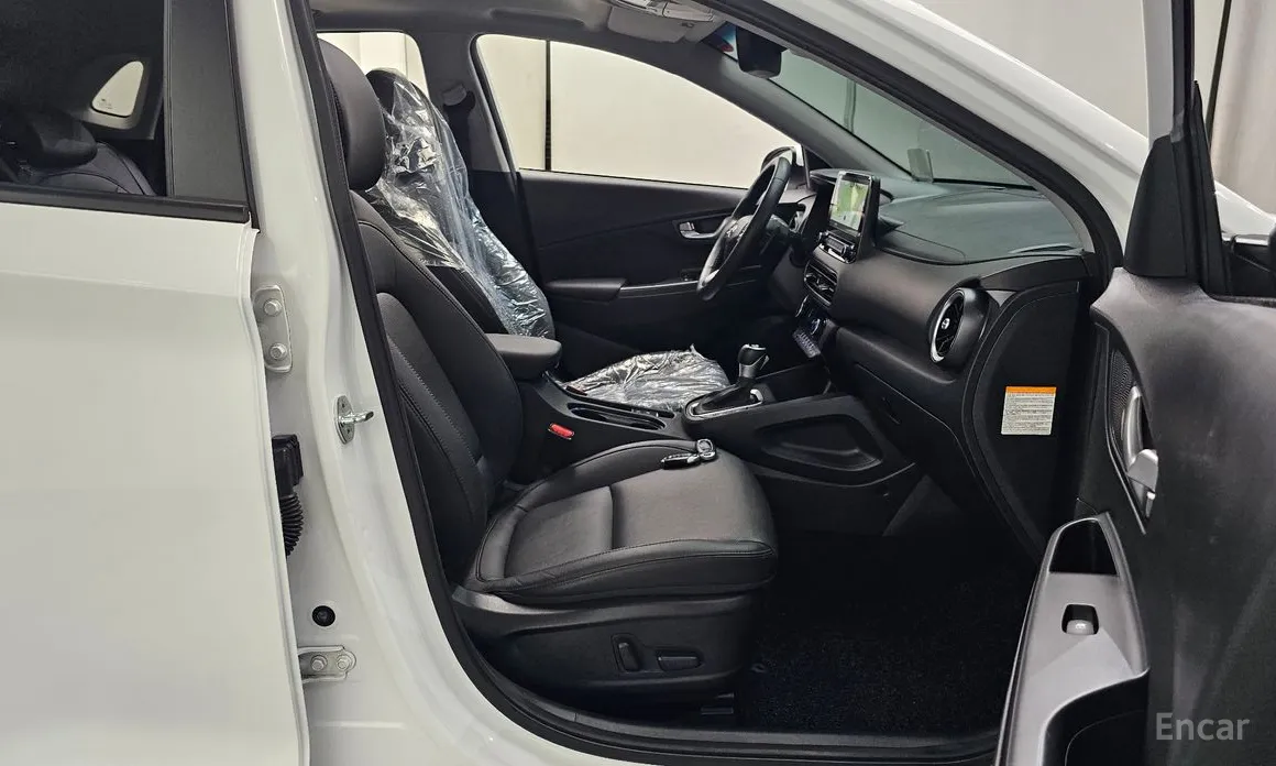 Фото 10 - Hyundai Kona