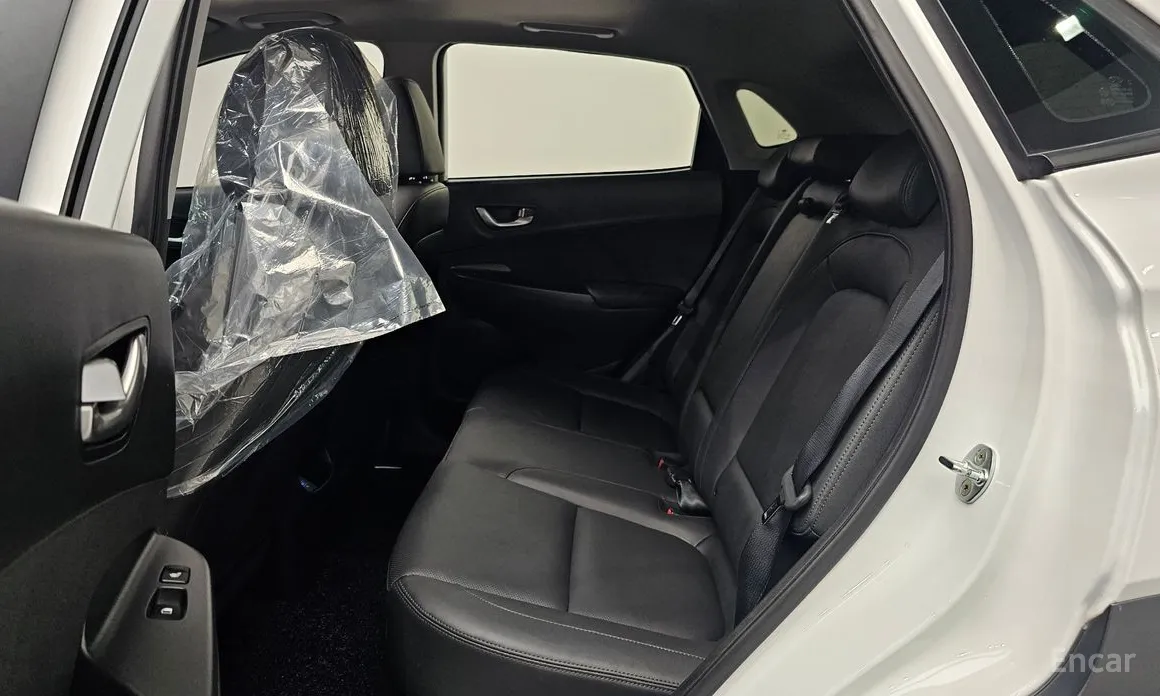 Фото 12 - Hyundai Kona