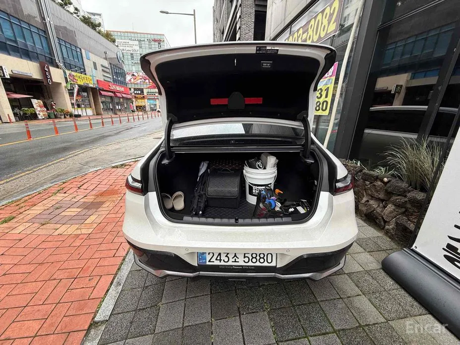 Фото 5 - BMW 7 Series