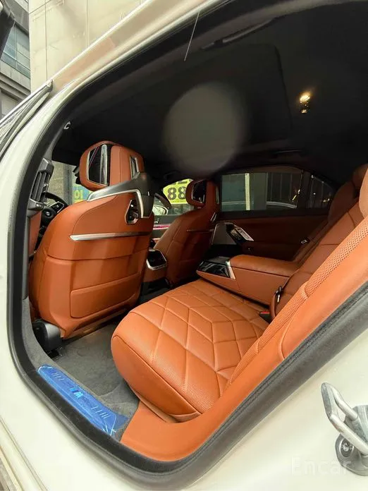 Фото 7 - BMW 7 Series