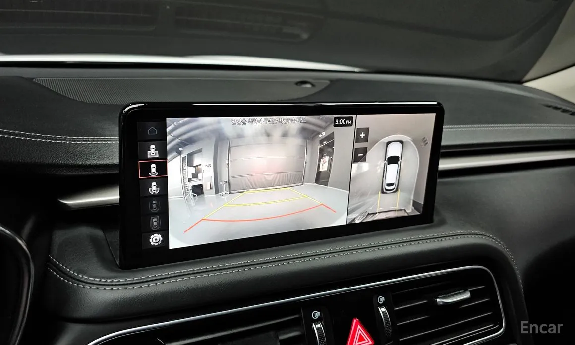 Фото 15 - Genesis G70