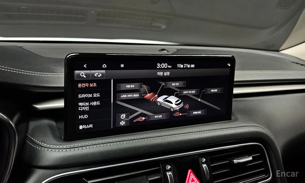 Фото 16 - Genesis G70