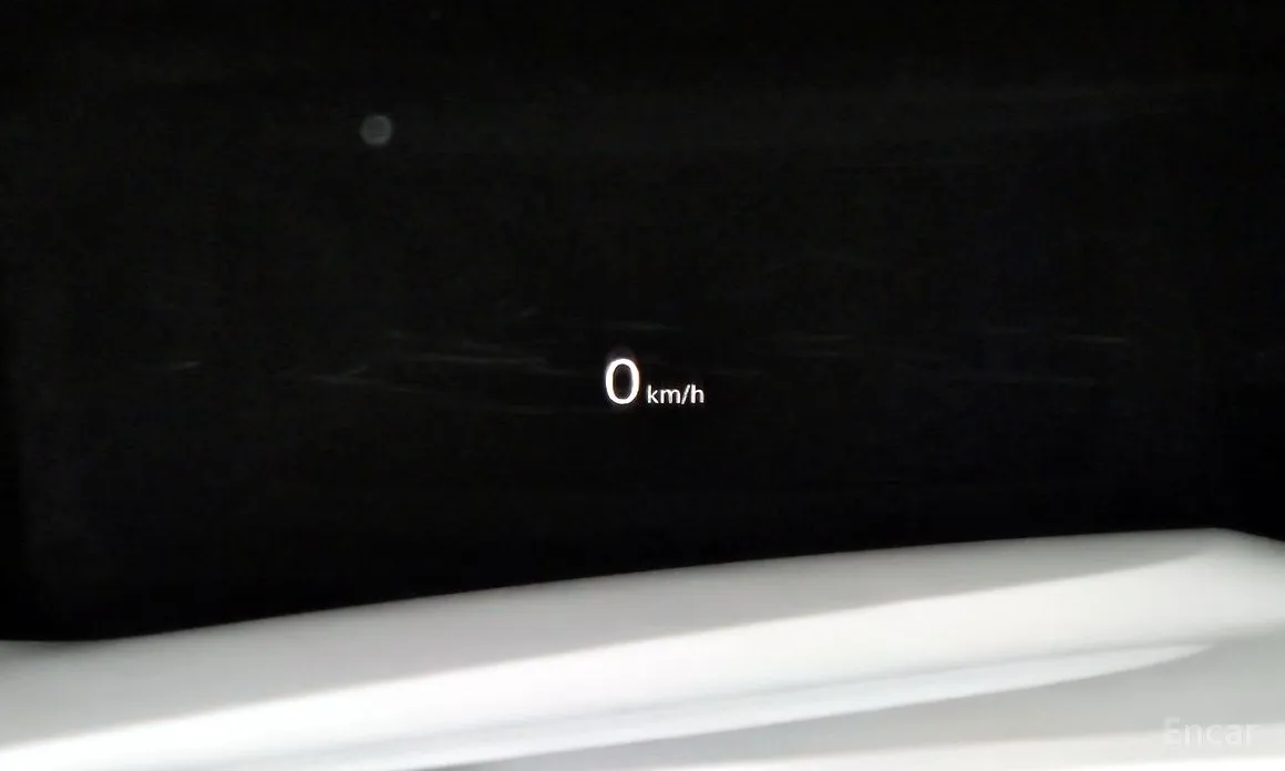 Фото 17 - Genesis G70