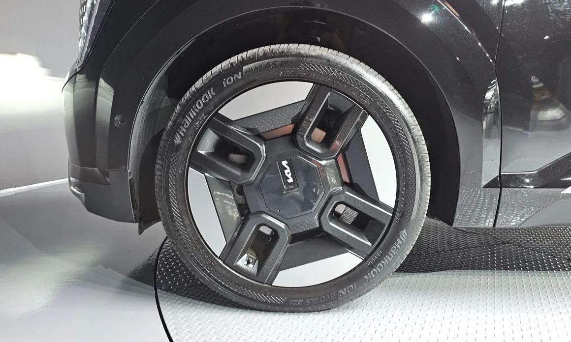 Фото 5 - Kia EV9