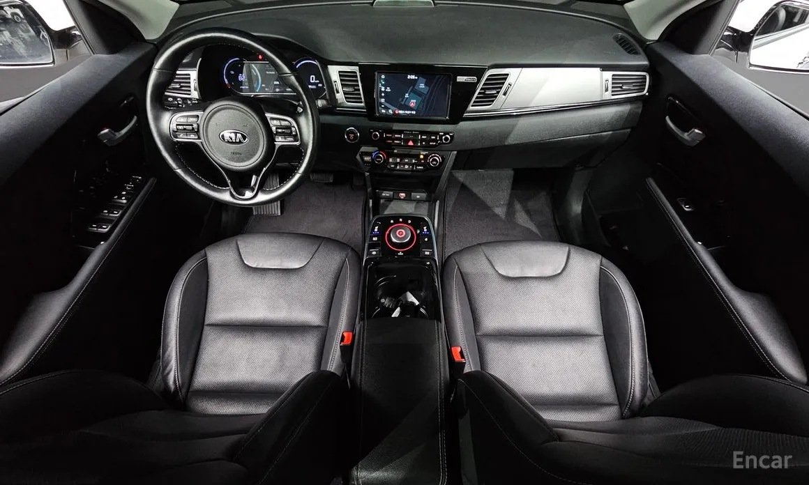 Фото 7 - Kia Niro