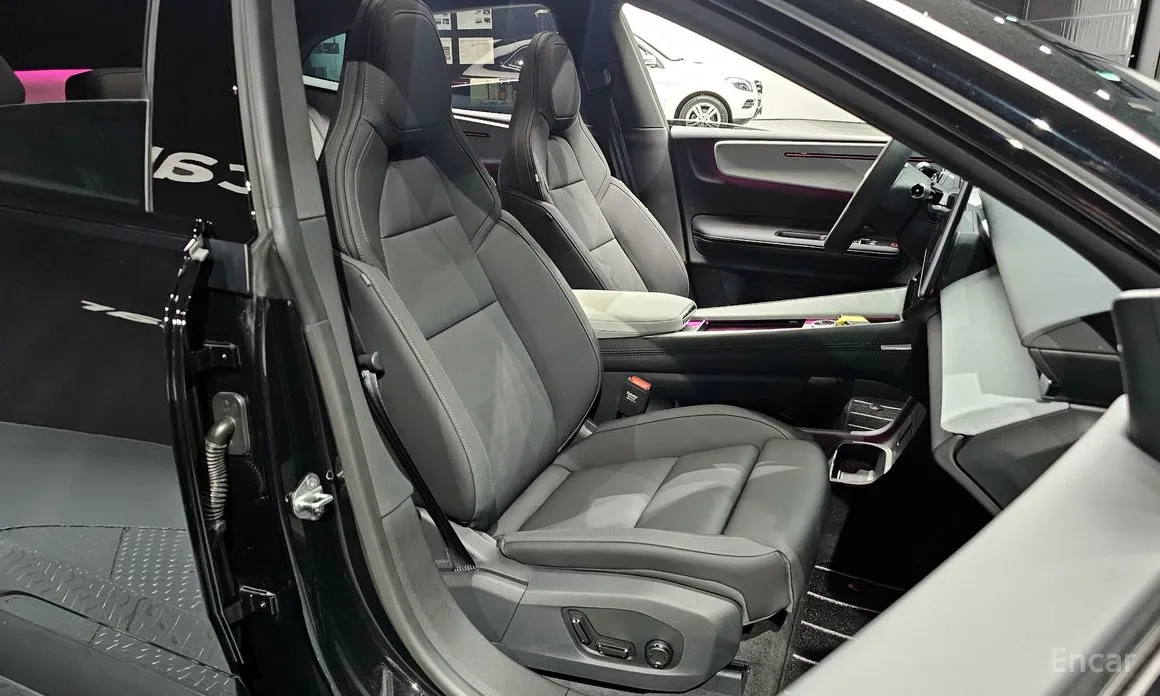 Фото 10 - Polestar 4