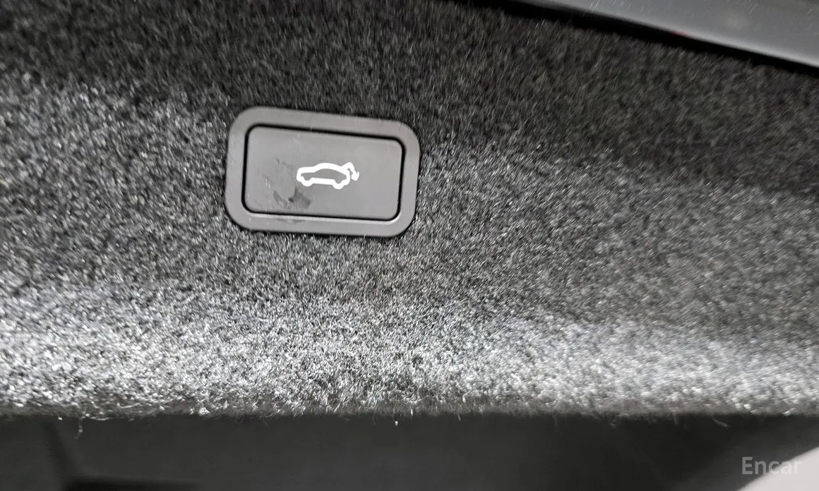 Фото 20 - Polestar 4