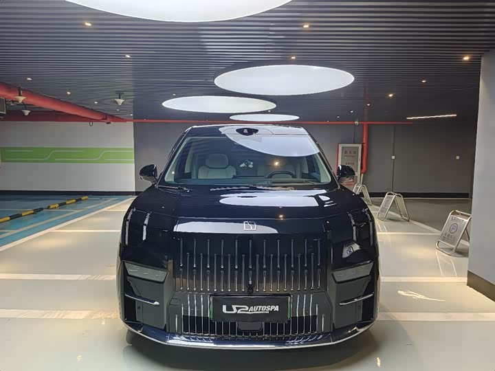 Фото 2 - Zeekr 009