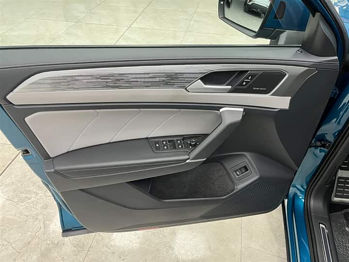 Фото 11 - Volkswagen Tayron