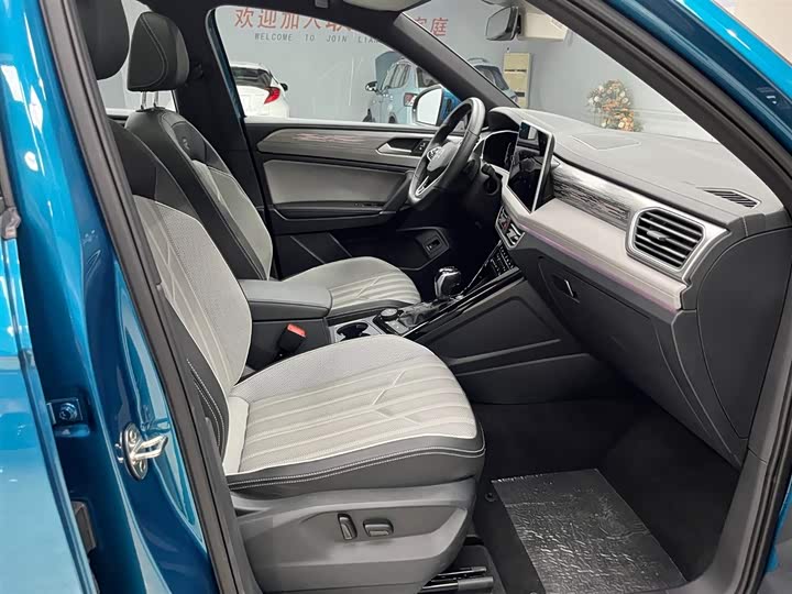 Фото 14 - Volkswagen Tayron