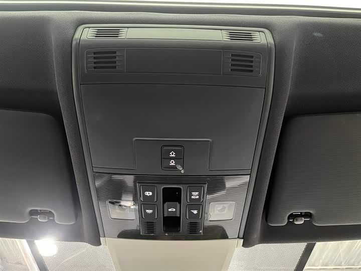 Фото 9 - Volkswagen Tayron