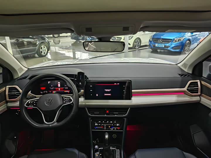 Фото 6 - Volkswagen Tharu