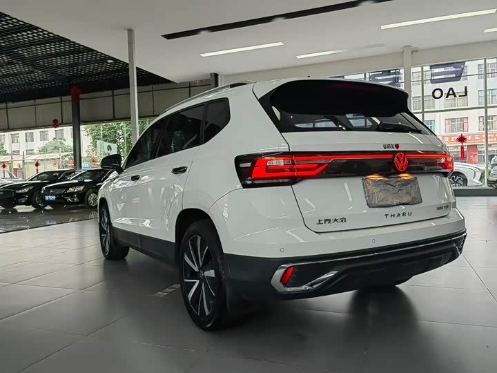 Фото 9 - Volkswagen Tharu