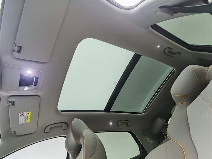 Фото 14 - BYD Yuan Plus