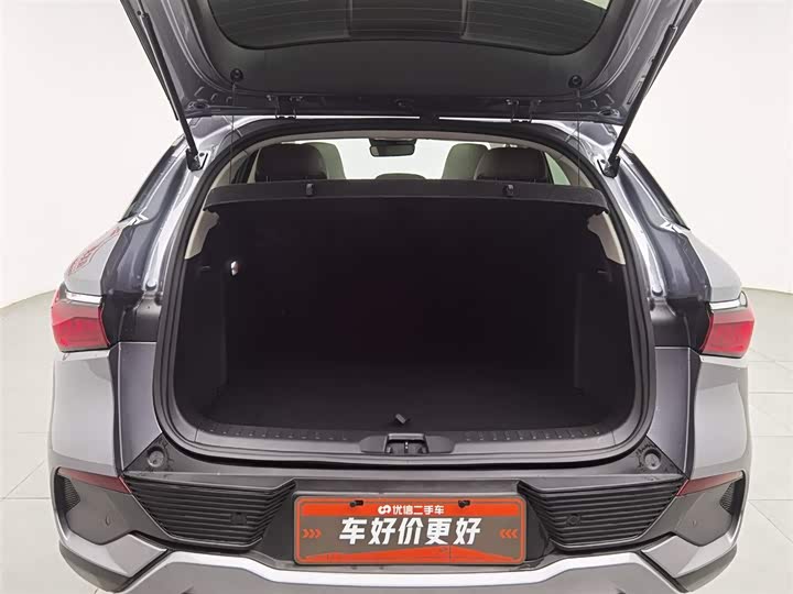 Фото 16 - BYD Yuan Plus