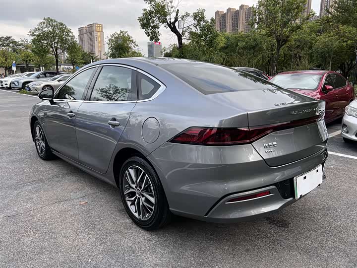 Фото 13 - BYD Qin Plus